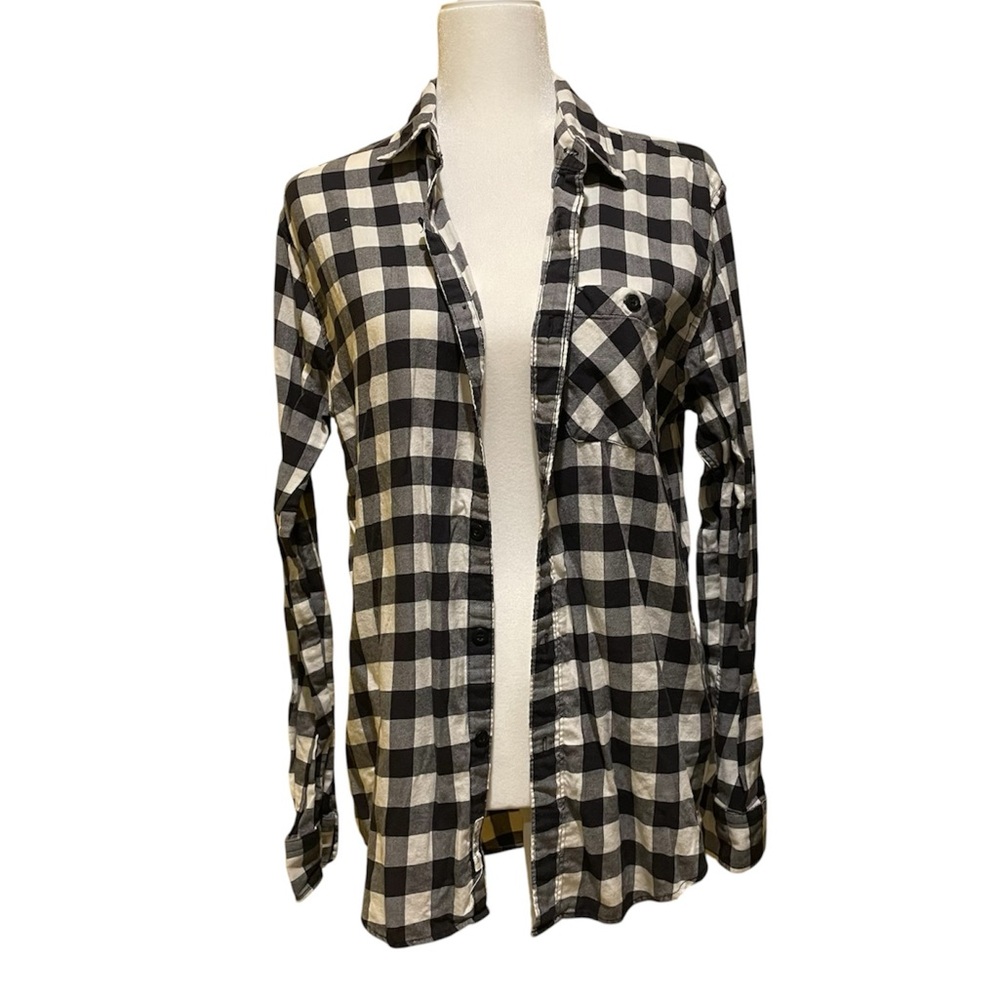 American Eagle‎ Seriously Soft Button Down Small